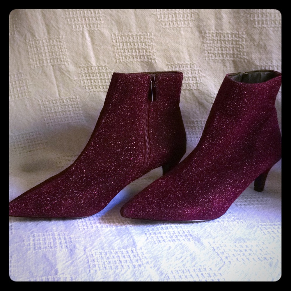 Forever 21 Violet Ankle Bootie